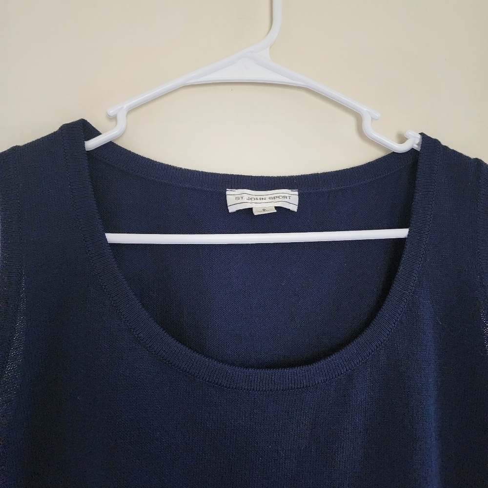 St. John Sport Navy Blue Knit Sleeveless Shell Top Tank Made in USA Size Small - Picture 4 of 9